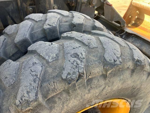 JCB JS 175 W Koparki kołowe