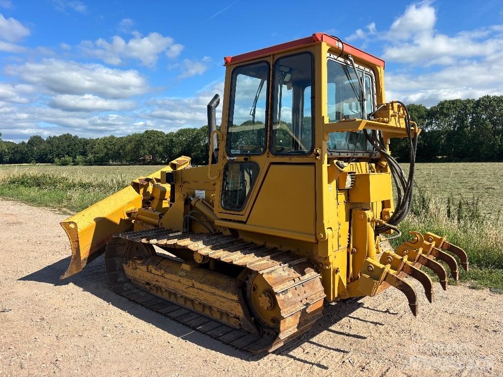 CAT D 4 C Spycharki gąsienicowe