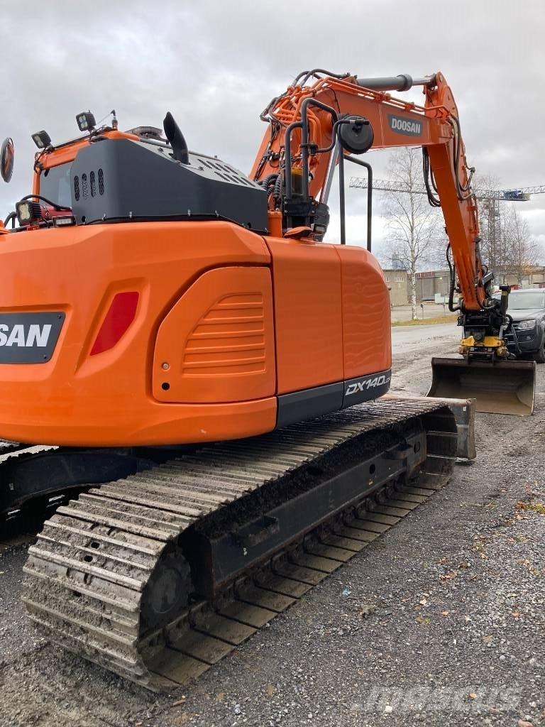 Doosan DX 140 LCR Koparki gąsienicowe