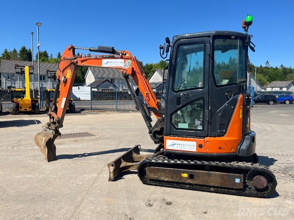 Hitachi ZX33U-6 Minikoparki