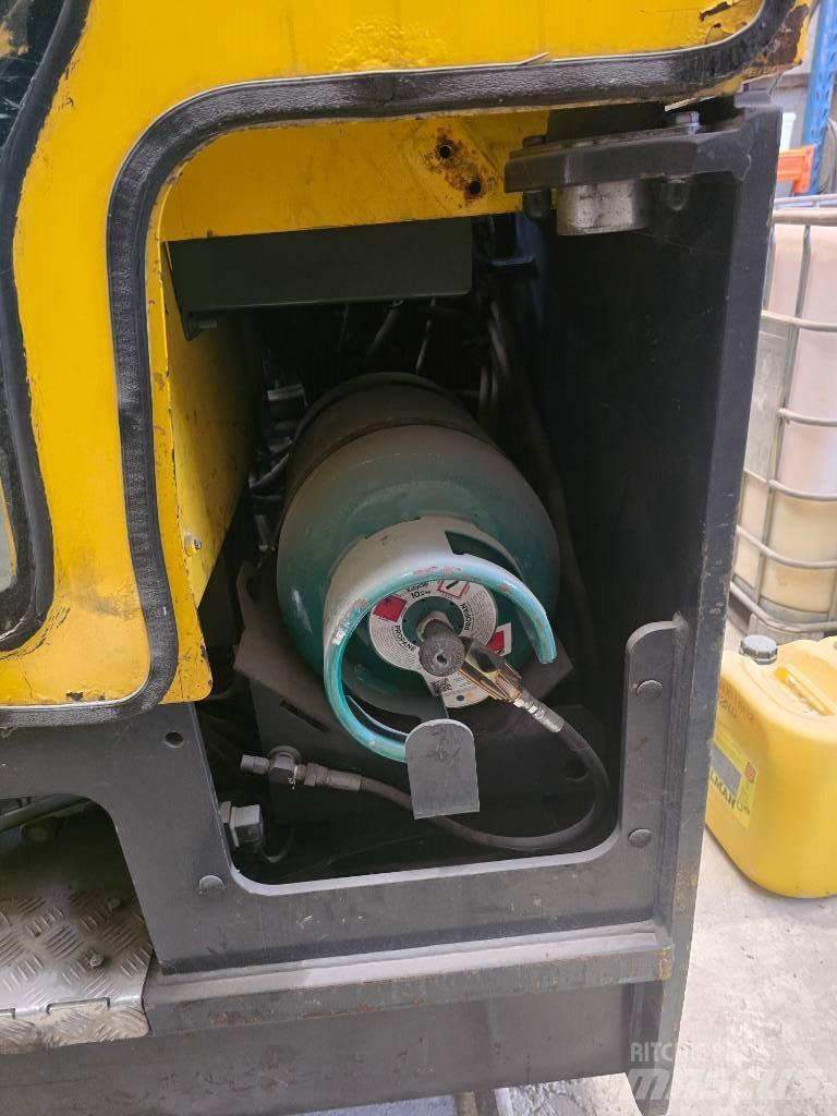 Combilift C4000LPG Wózki widłowe czterokierunkowe