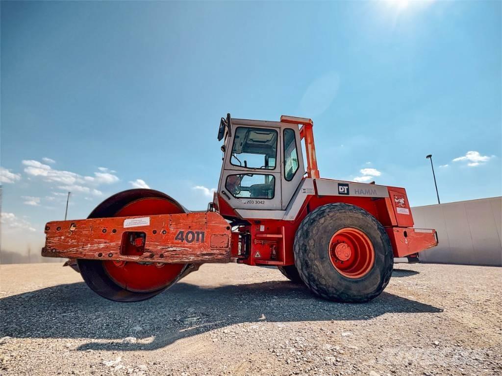 Hamm 4011 Walce dwubębnowe