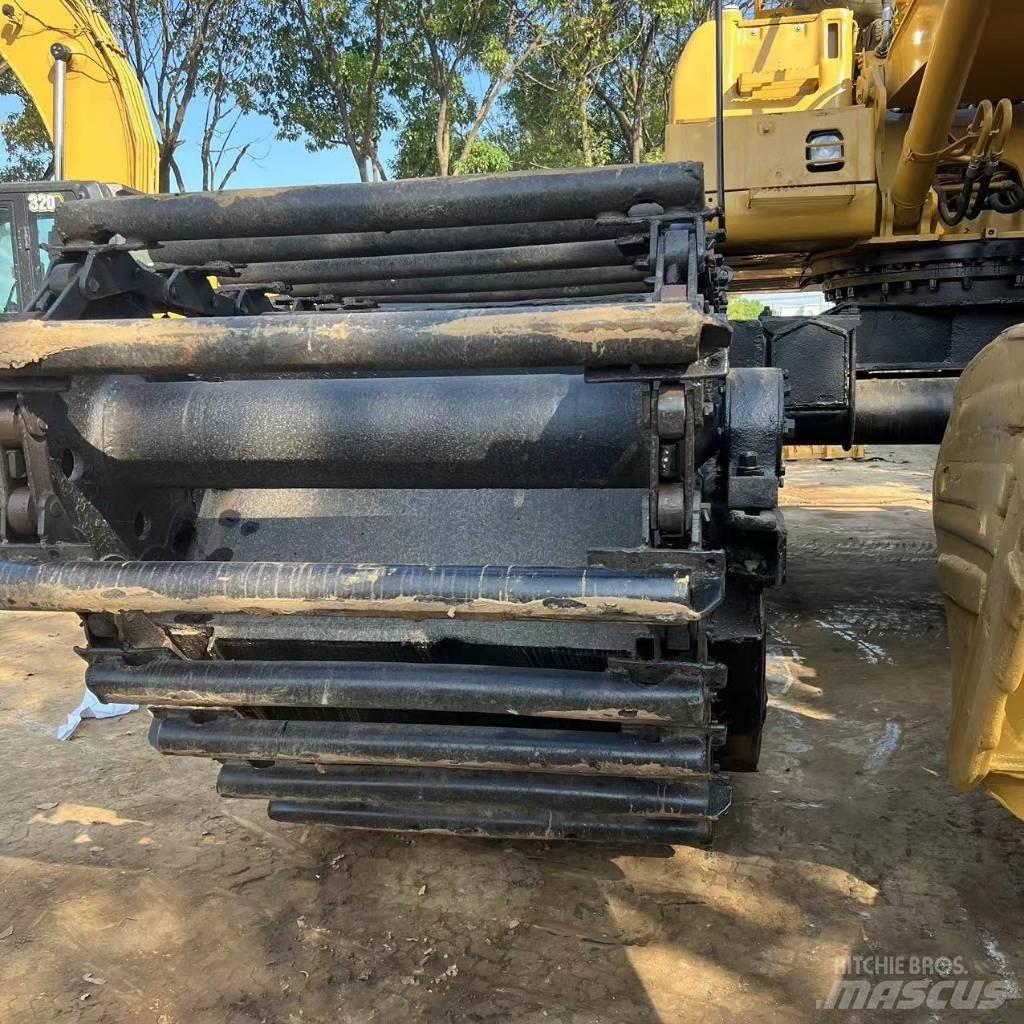 CAT 320C Minikoparki