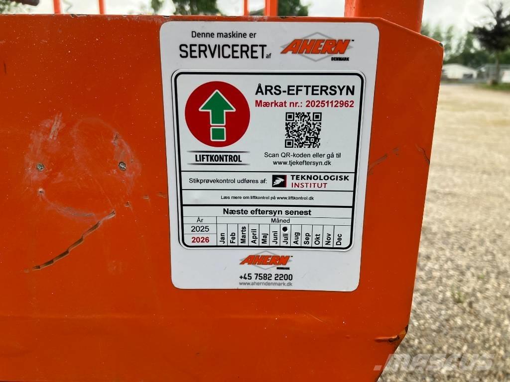 JLG 3246 ES Podnośniki nożycowe