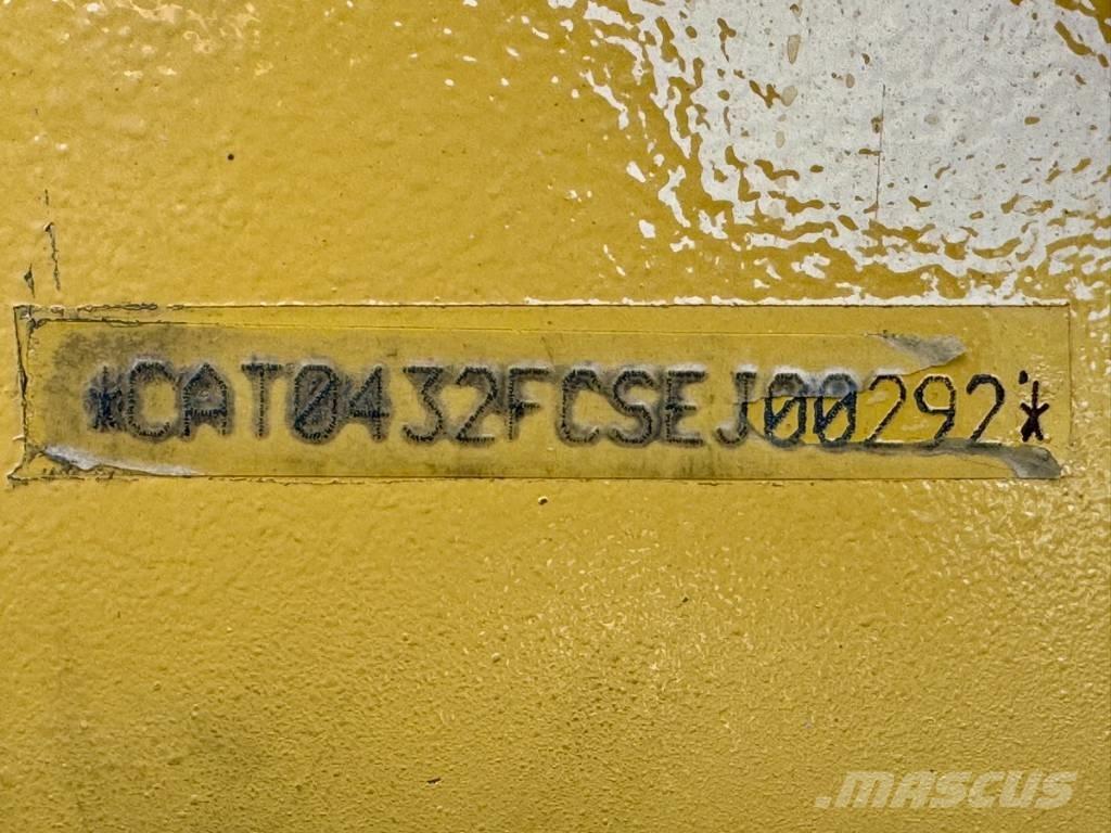 CAT 432 F Koparko-ładowarki