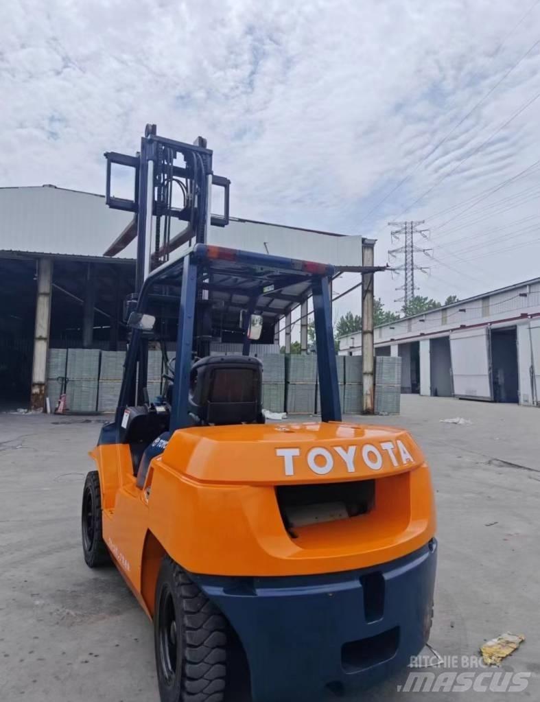 Toyota FD 50 Wózki Diesla