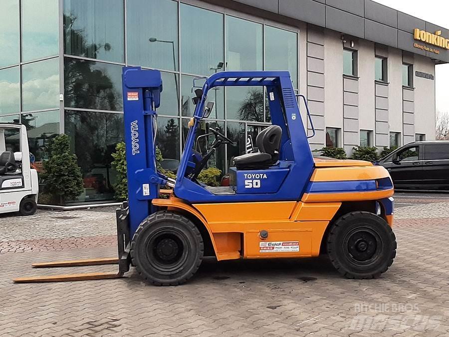 Toyota 5FDF50 Wózki Diesla
