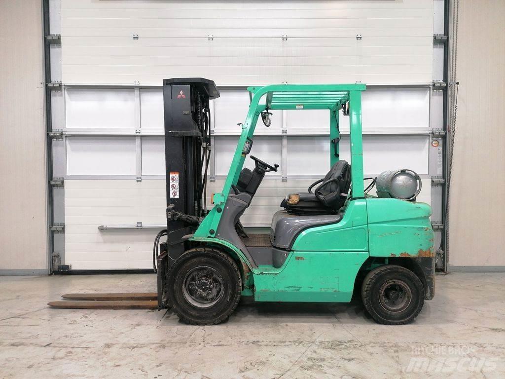 Mitsubishi FG35NT Wózki LPG