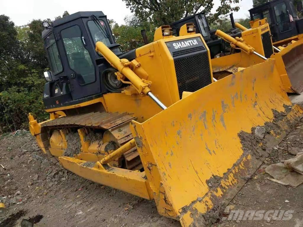 Shantui SD16 Spycharki gąsienicowe
