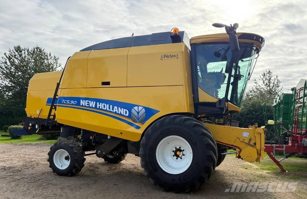 New Holland TC 5.90 Kombajny zbożowe