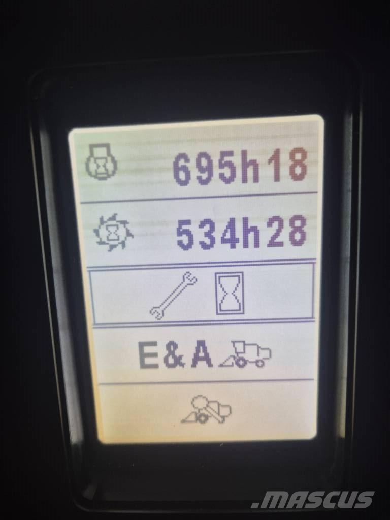 New Holland TC 5.90 Kombajny zbożowe