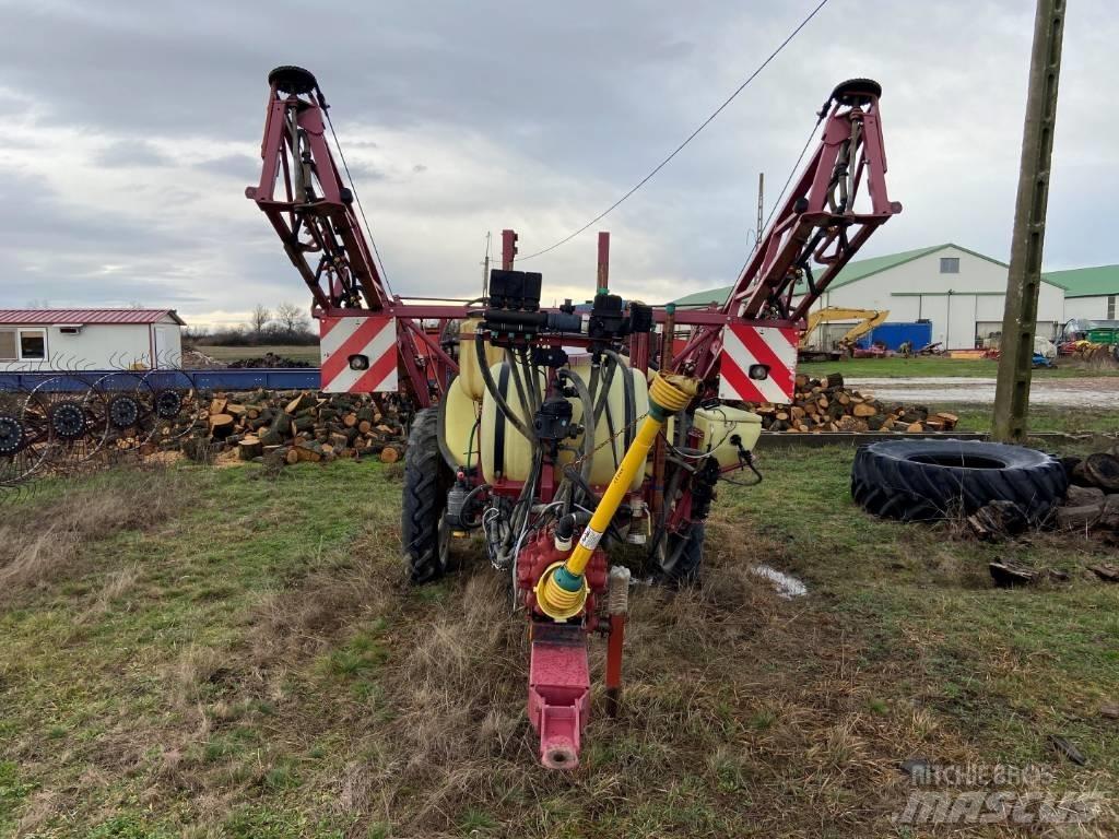 Hardi TR 2000 Opryskiwacze zaczepiane