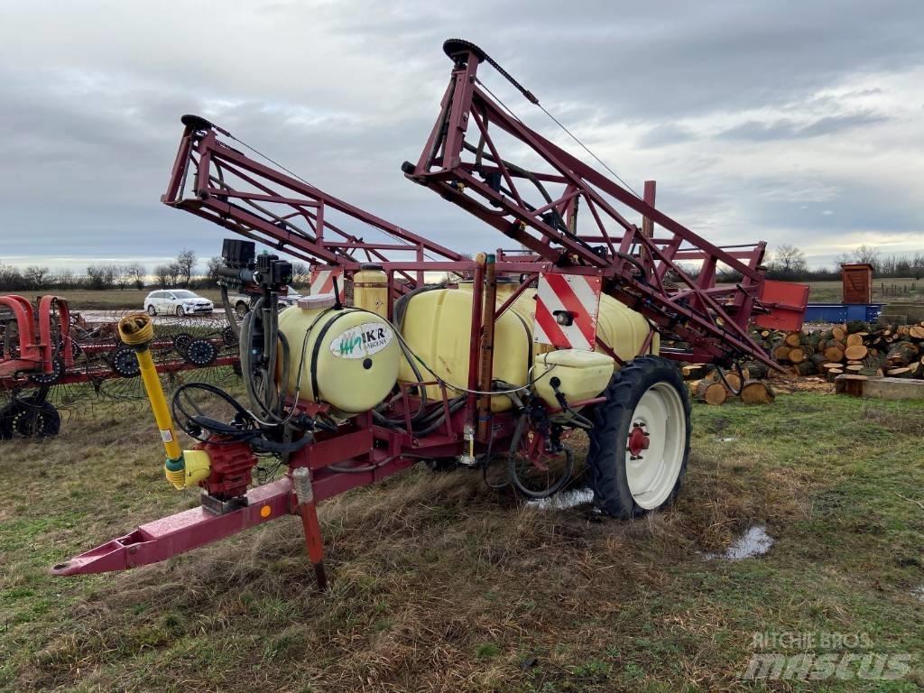 Hardi TR 2000 Opryskiwacze zaczepiane