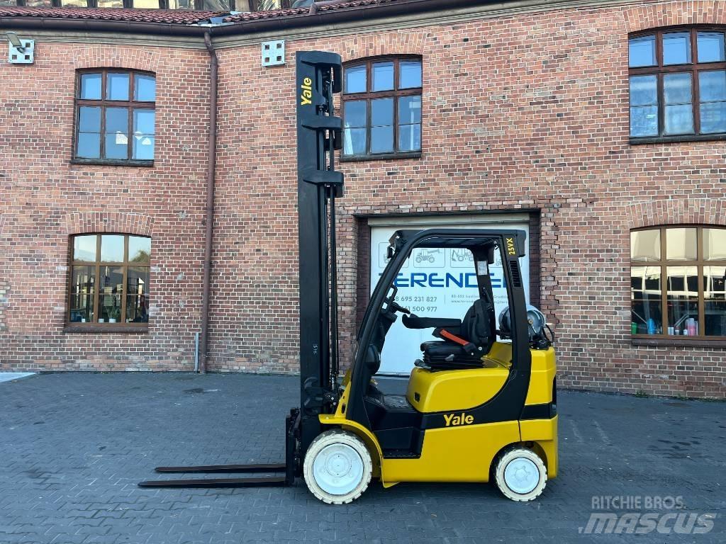 Yale GLC25VX Wózki LPG