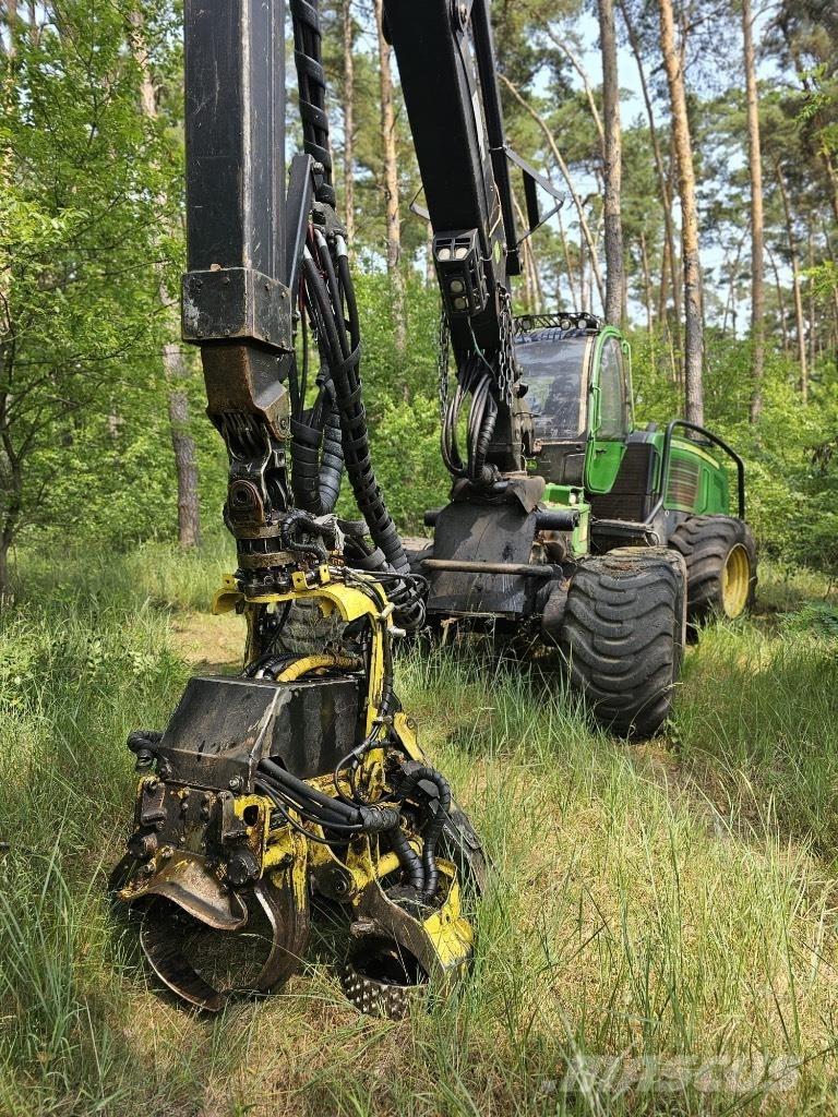 John Deere 1270 E Harwestery