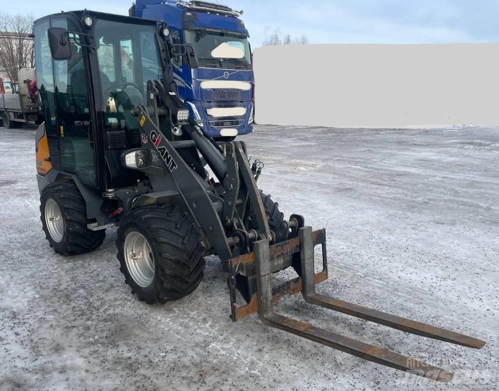 Gigant 2200 E Miniładowarki