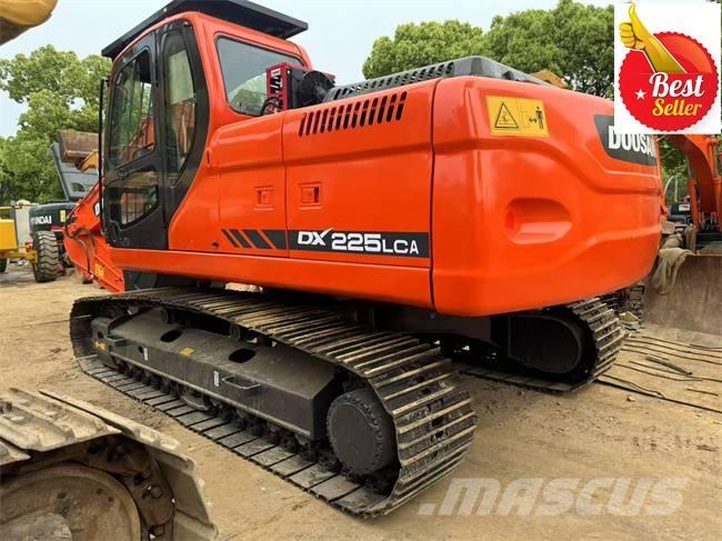Doosan DX 225 LCA Koparki gąsienicowe