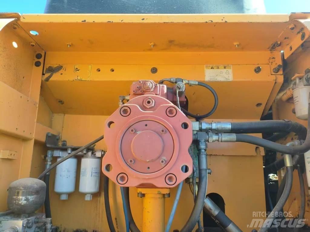 Hyundai R520LC-9T Koparki gąsienicowe