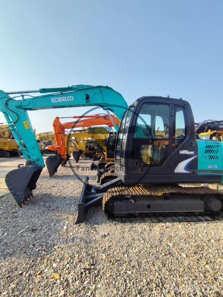 Kobelco SK 75 Koparki gąsienicowe
