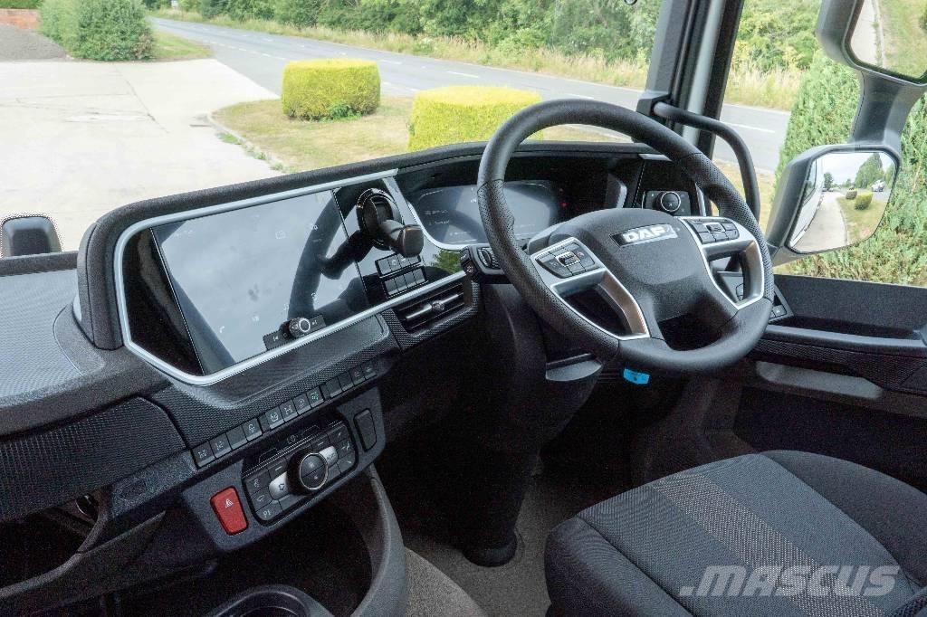 DAF XD 450 FAX 8x2 Cysterna