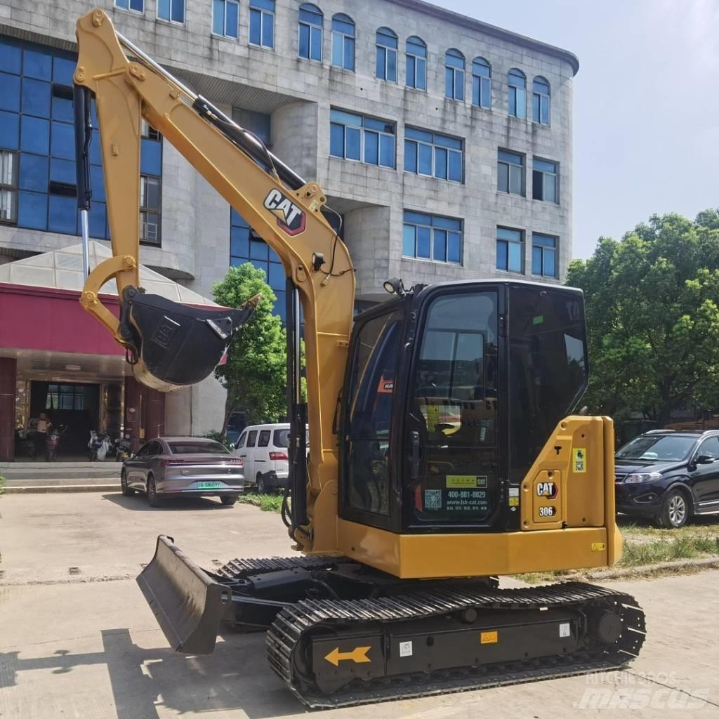 CAT 306 Minikoparki