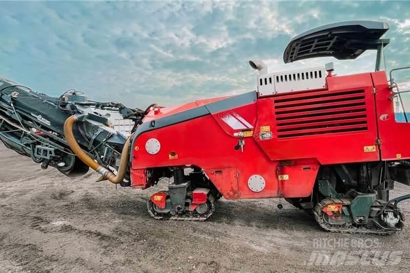Wirtgen W100Fi Inne