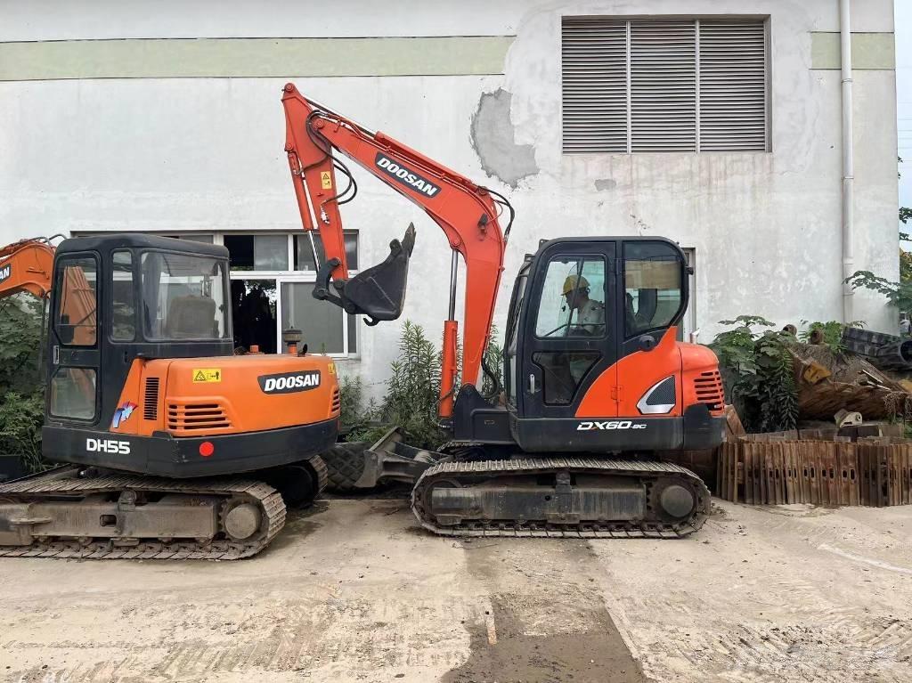 Doosan DX 60 Koparki gąsienicowe