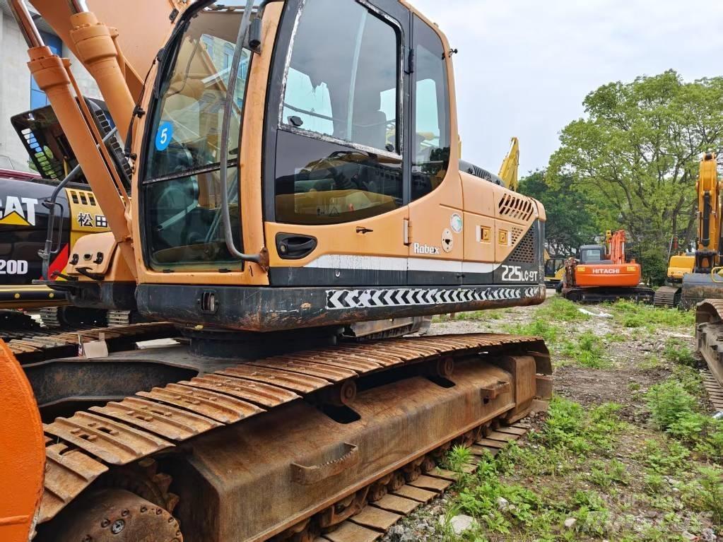 Hyundai R 225LC-9T Koparki gąsienicowe
