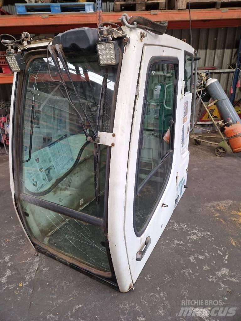 Liebherr A 904 C Kabiny i wnętrze
