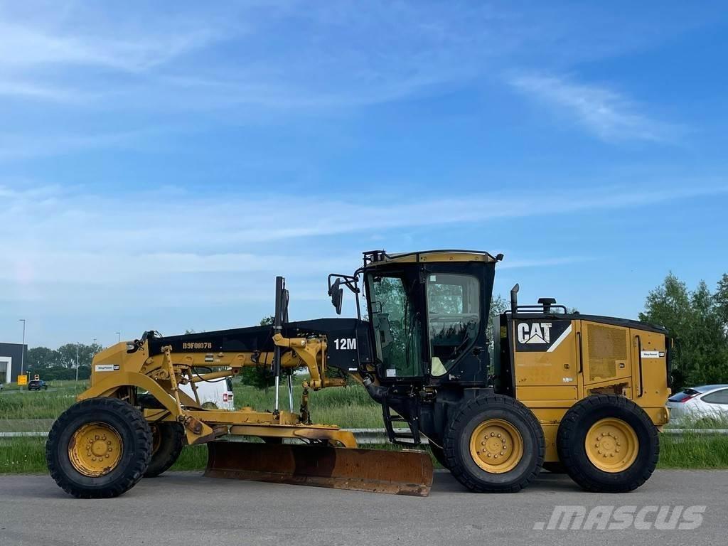CAT 12M Równiarki