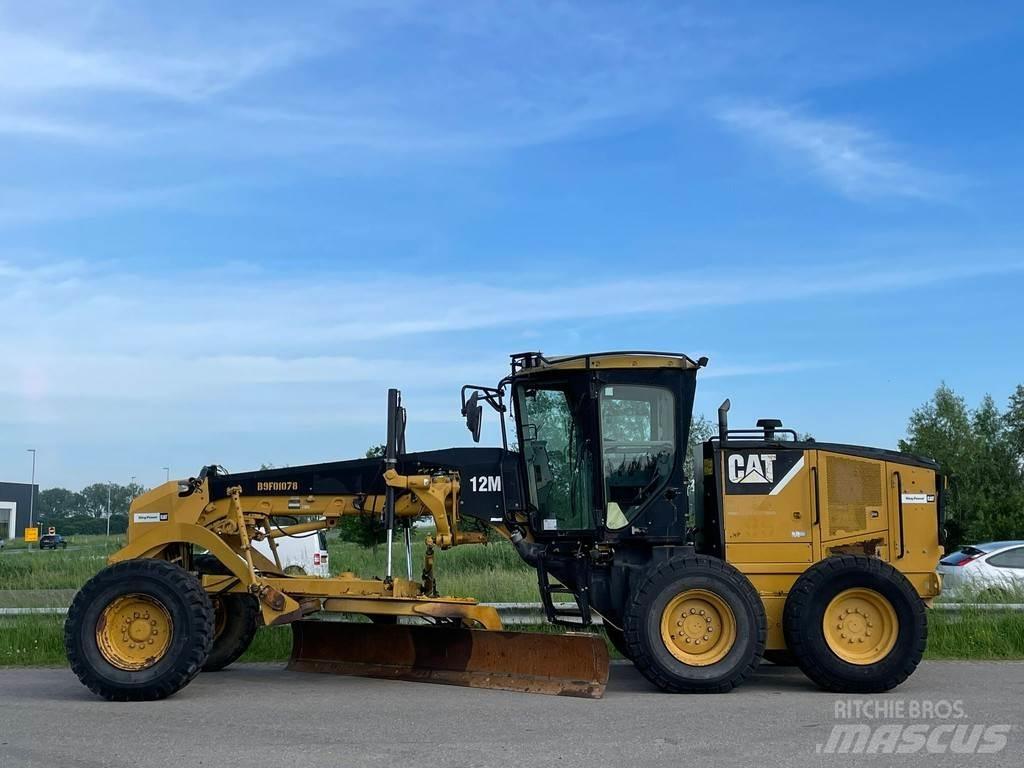 CAT 12M Równiarki