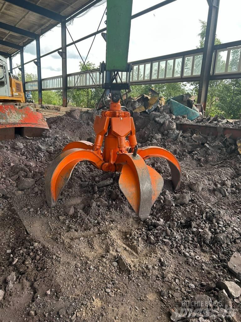 Sennebogen 835 Koparki przeładunkowe