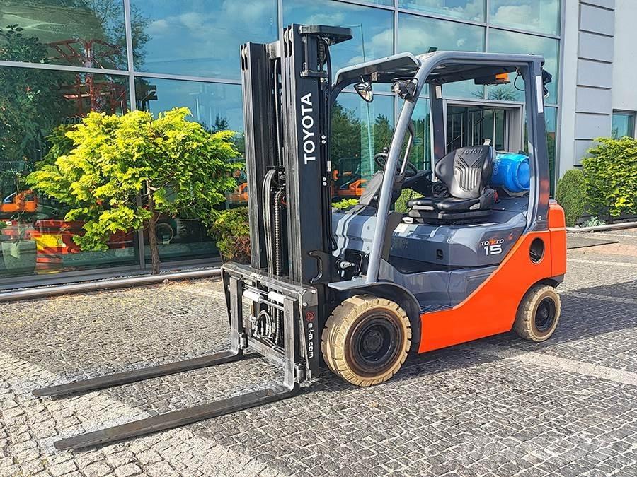 Toyota 02-8FGF15 Wózki LPG