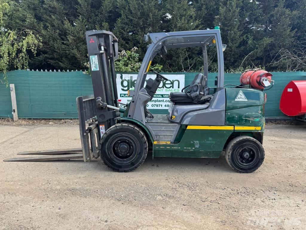 Mitsubishi FG 45 NT Wózki LPG