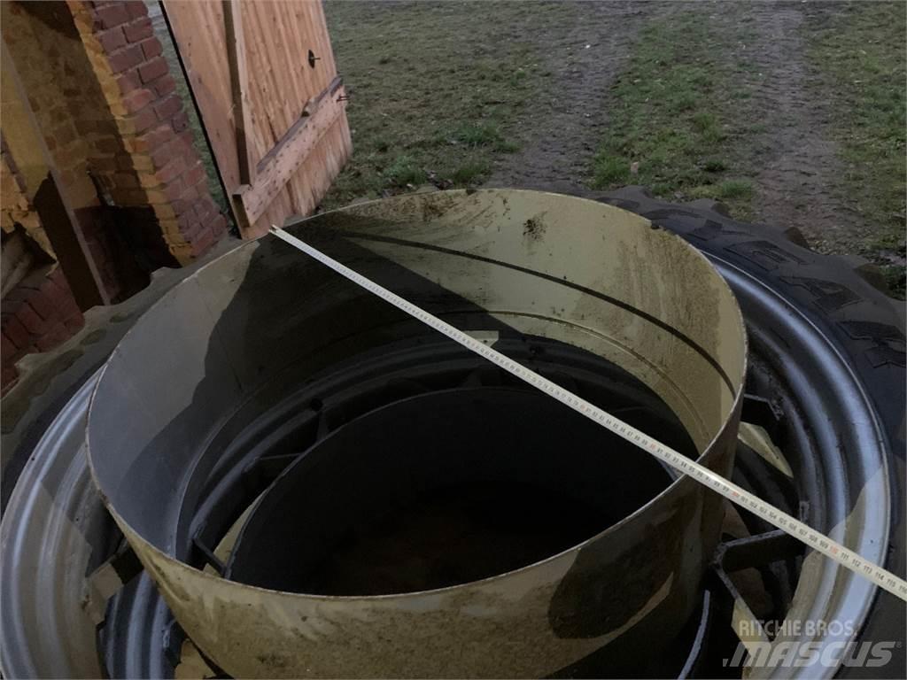 Goodyear 300/90R50 Maszyny rolnicze - Inne