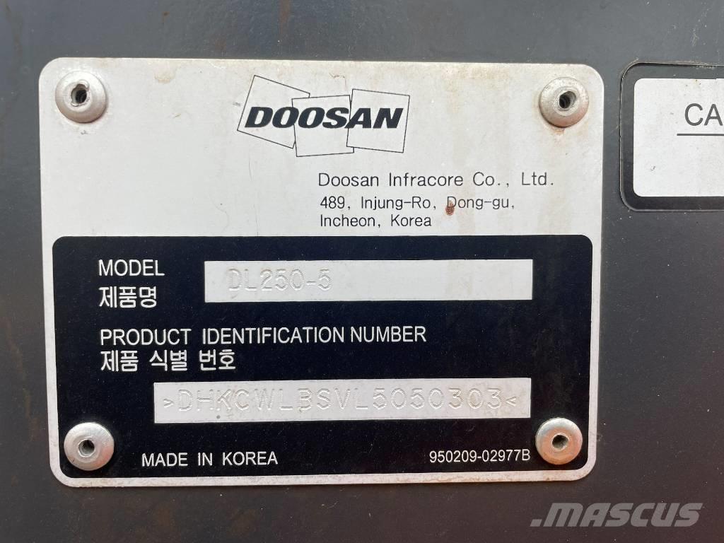 Doosan DL 250 Ładowarki kołowe