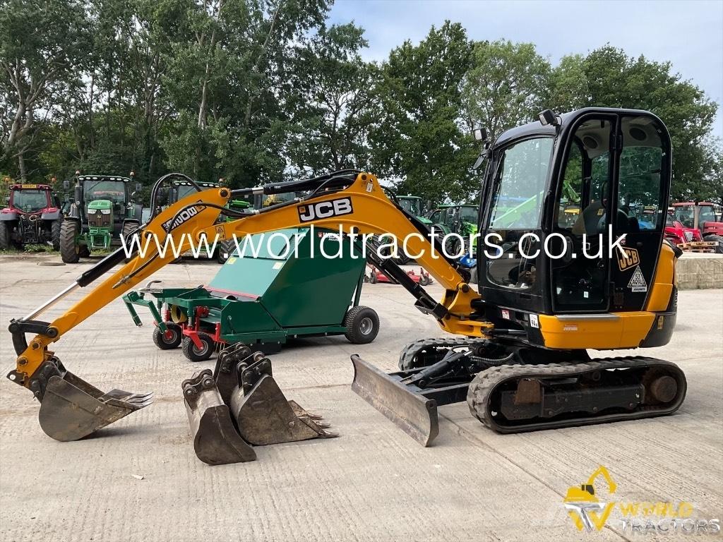 JCB 8026 CTS Minikoparki
