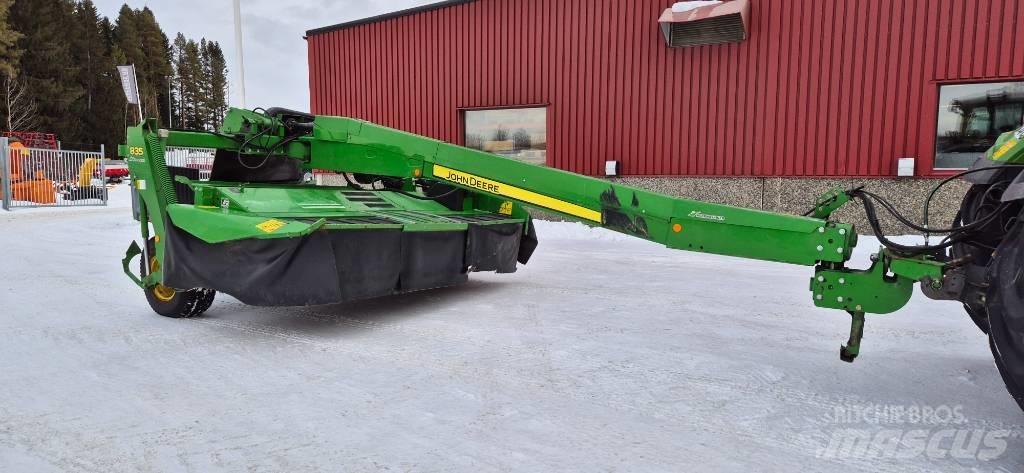John Deere 835 Kosiarki ze wstępną obróbka paszy