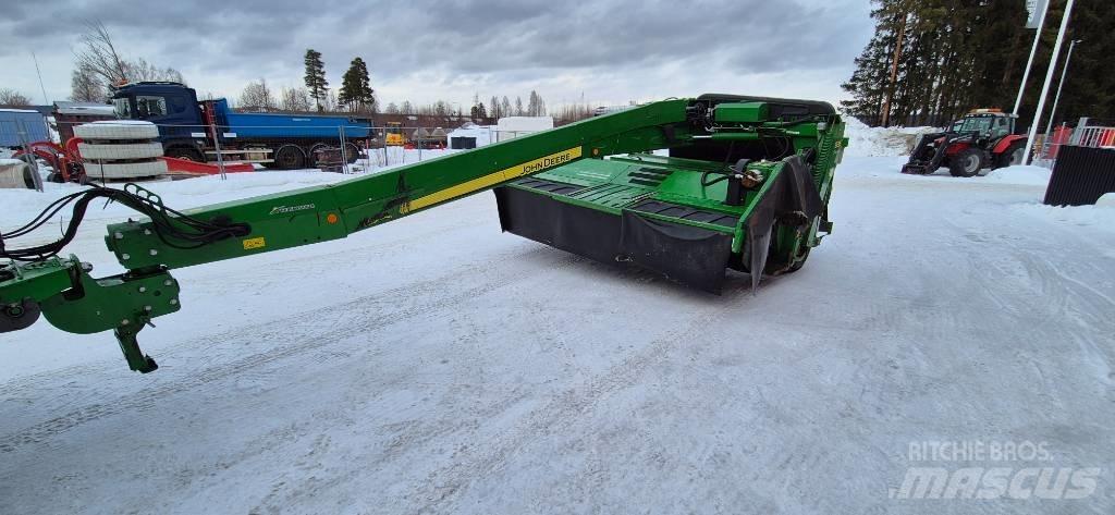 John Deere 835 Kosiarki ze wstępną obróbka paszy