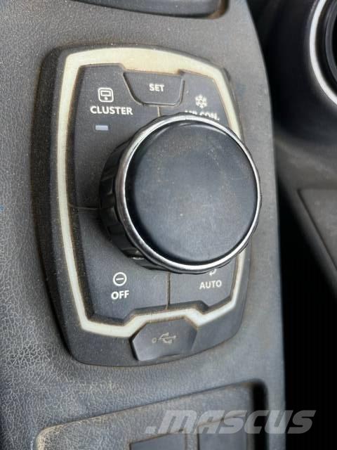 Hyundai HX 140 L Koparki gąsienicowe