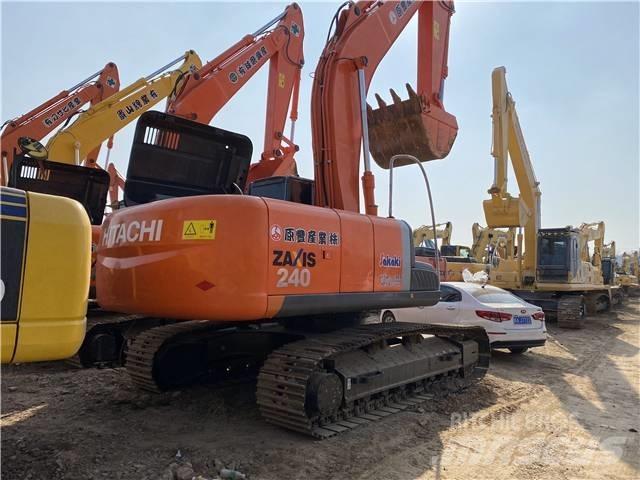 Hitachi ZX240 Koparki gąsienicowe