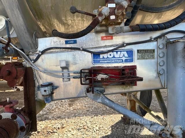  NOVA MC307 7000 GAL Przyczepy cysterny