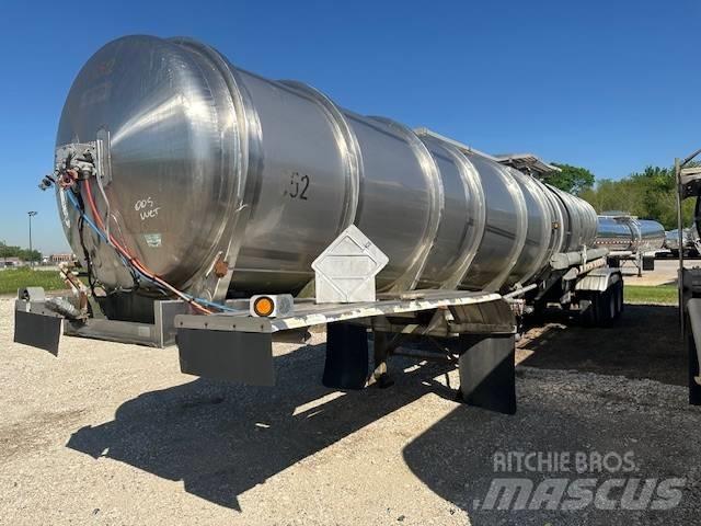  NOVA MC307 7000 GAL Przyczepy cysterny