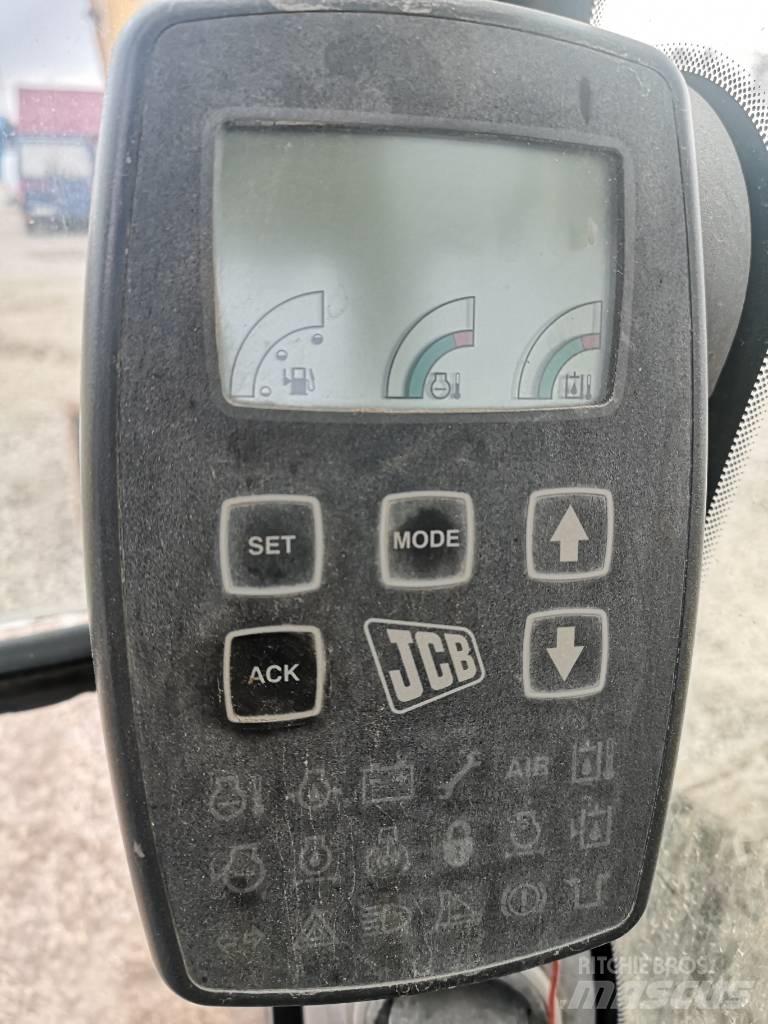 JCB JS 220 Koparki gąsienicowe