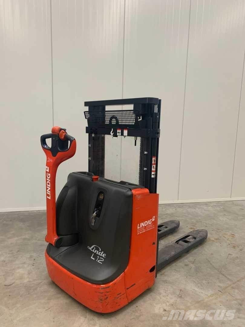 Linde L12 Samojezdne maszyny do załadunku