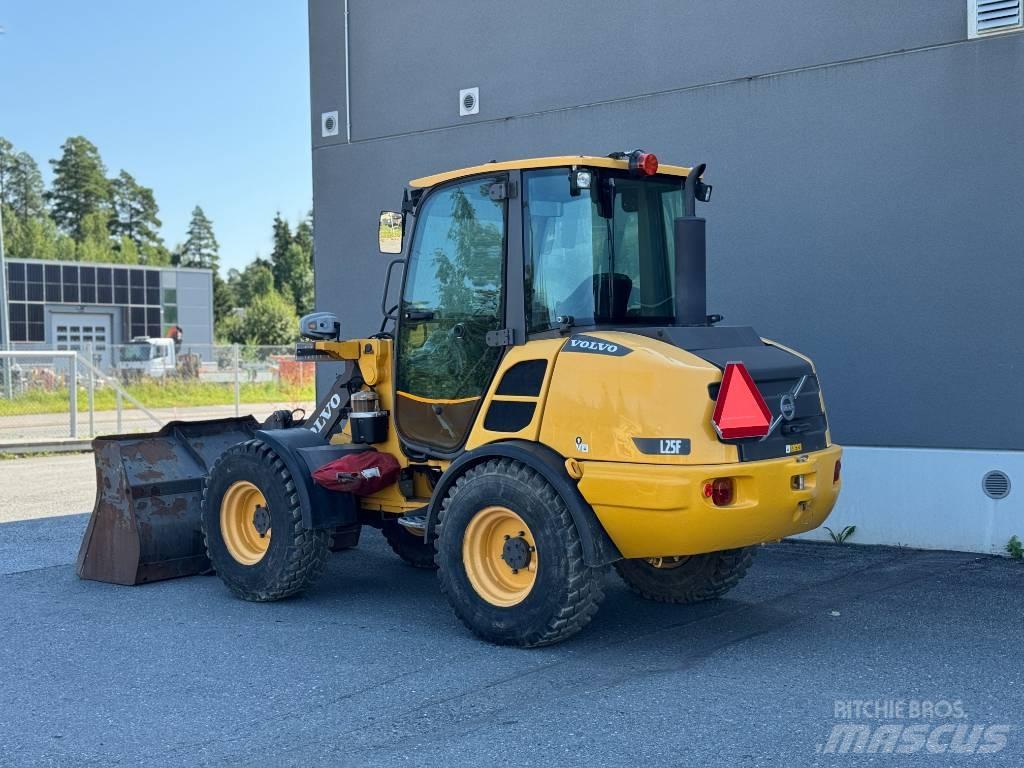 Volvo L 25 F Ładowarki kołowe