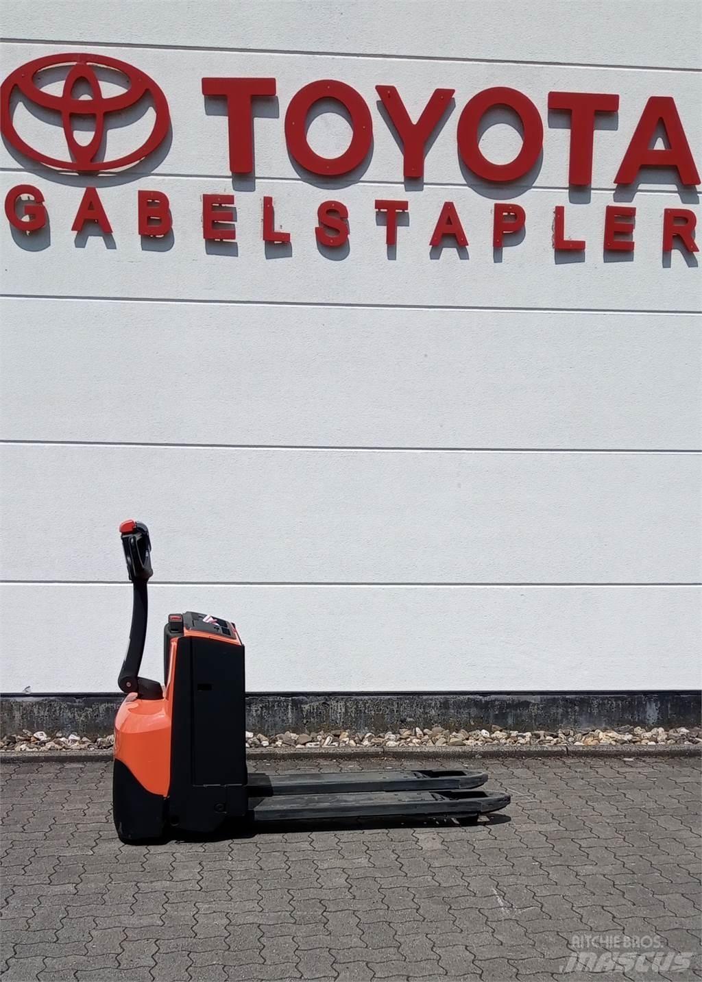 Toyota LWE 160 Wózki widłowe unoszące