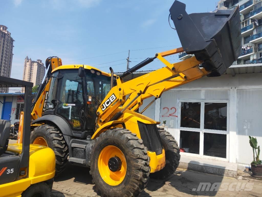 JCB 4CX Koparko-ładowarki