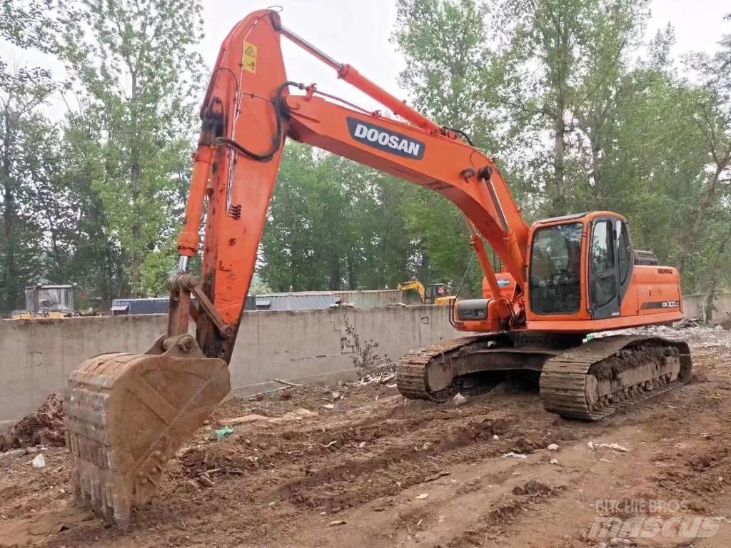 Doosan DX 300 LC Koparki gąsienicowe