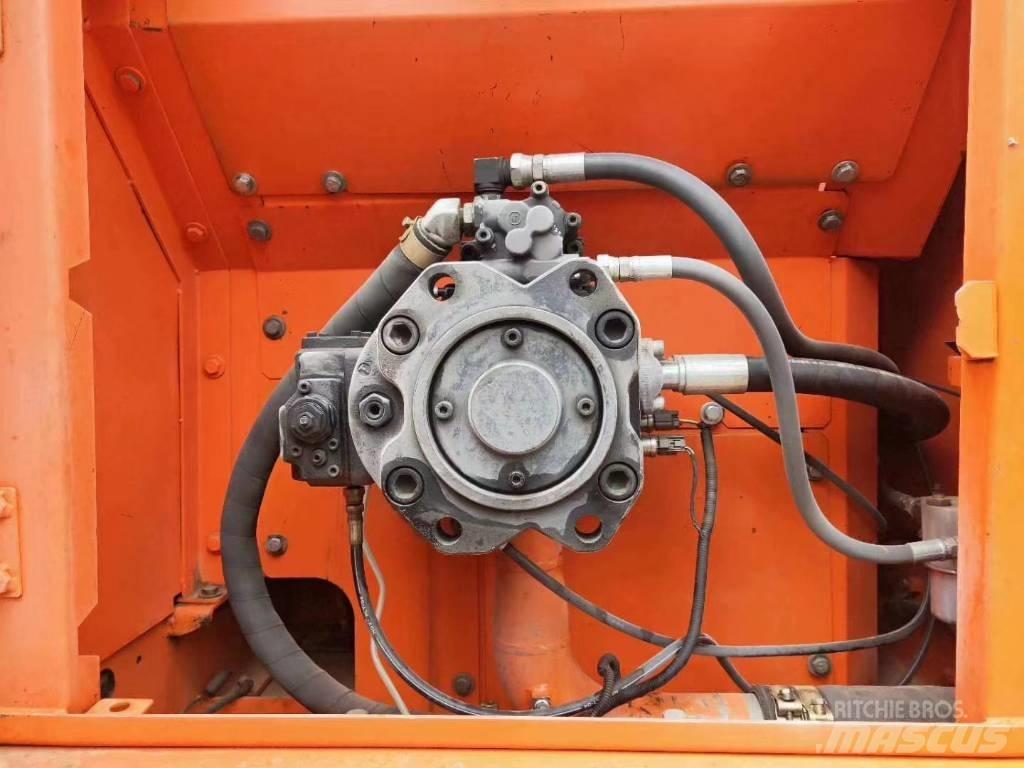 Doosan DX 300 LC Koparki gąsienicowe